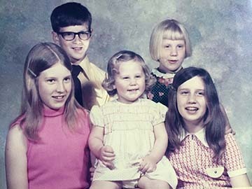 l-r: Mary, Karl, Nikki, Tanja, Linda