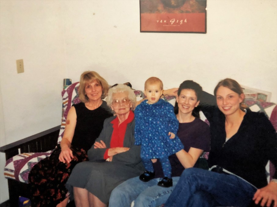 Janis Nielson, Marian Wirick, Leslie & Marissa Headrick, Katie