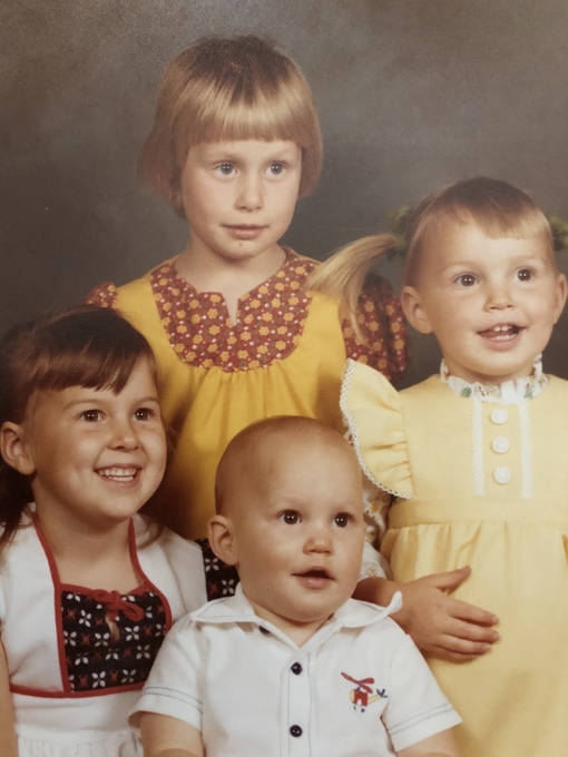 Leslie, Traci, Katie & Eric