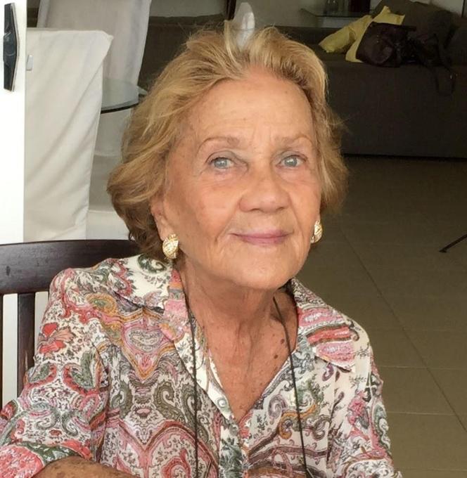 Mamie always elegant!