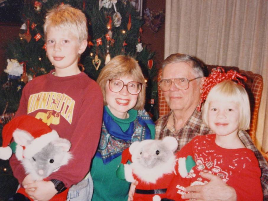 Colin, Margo, Grampa and Becca