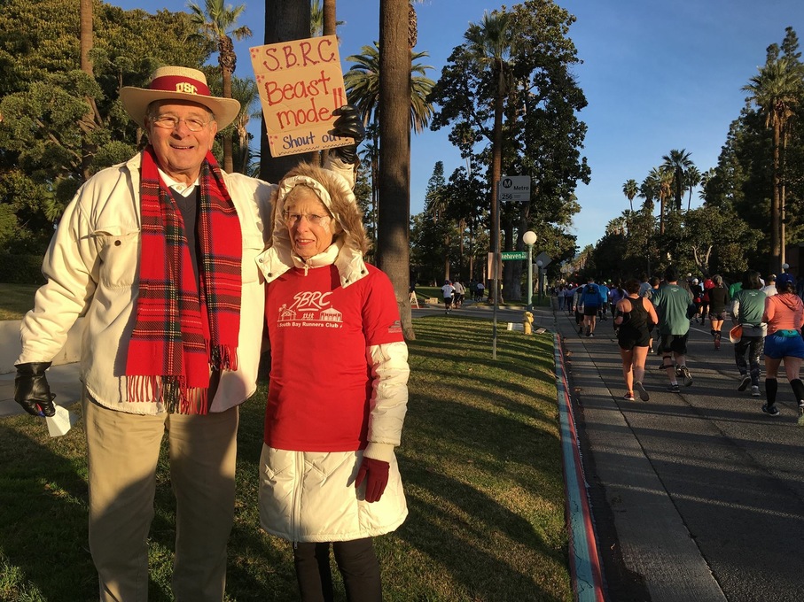 Cheering the runners during the Pasadena Half Marathon. Jan. 2018. 