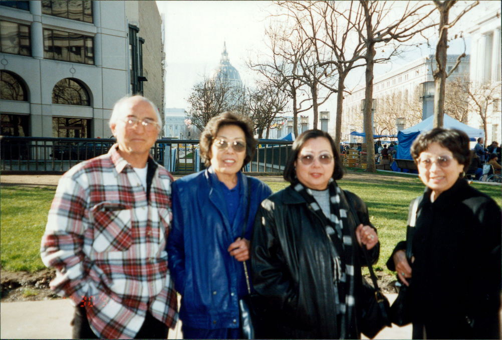 Carl with Betty, Jeanne and Naomi