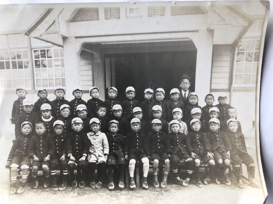 Makoto Ueda - First Grade in Japan c.1937 (middle row, far left)