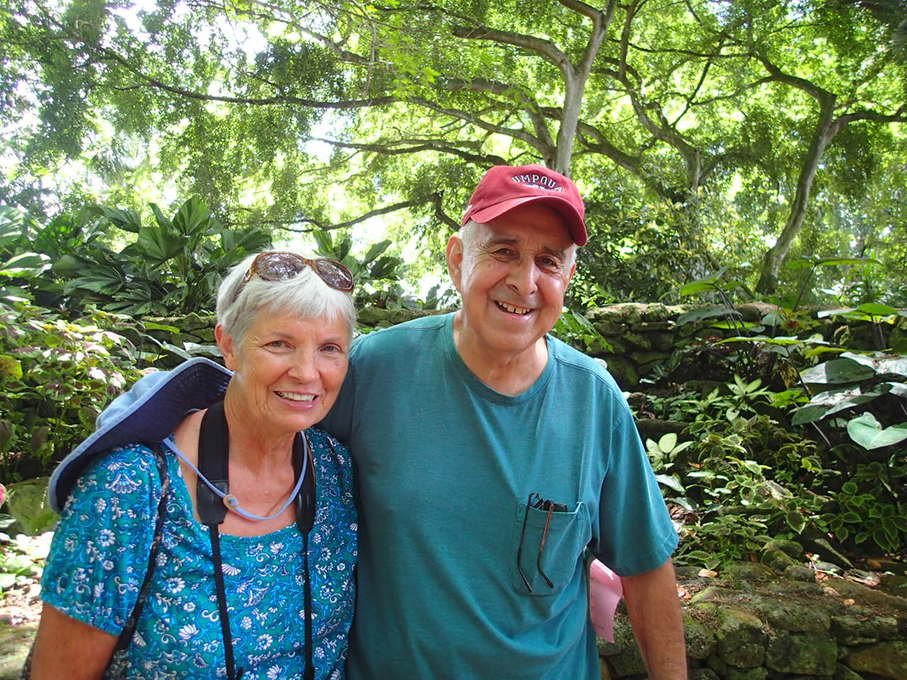 Dan & Evelyn in Hawaii