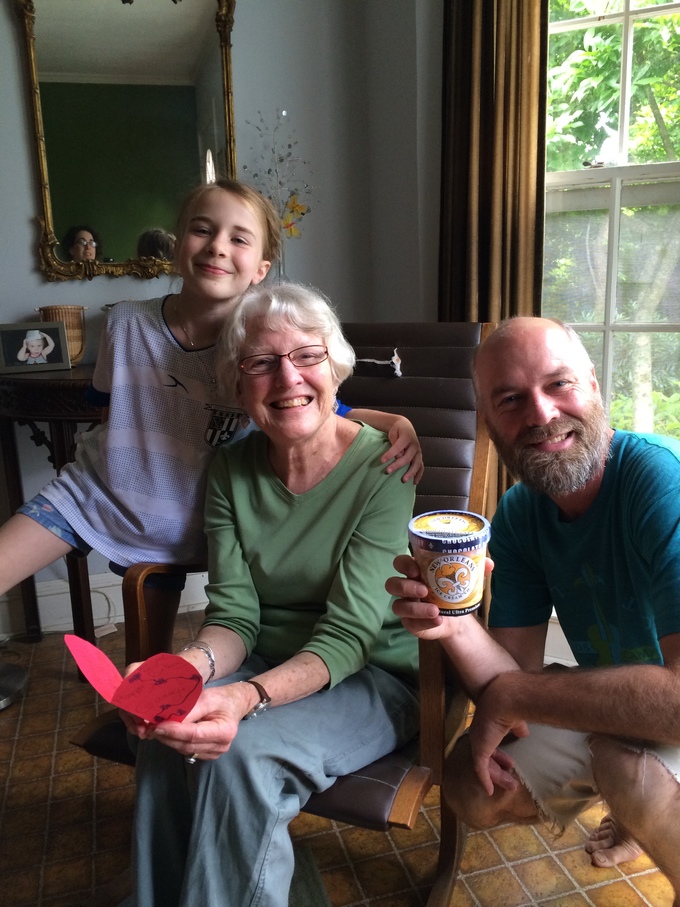 Sandy, David & Dehlia Trainer