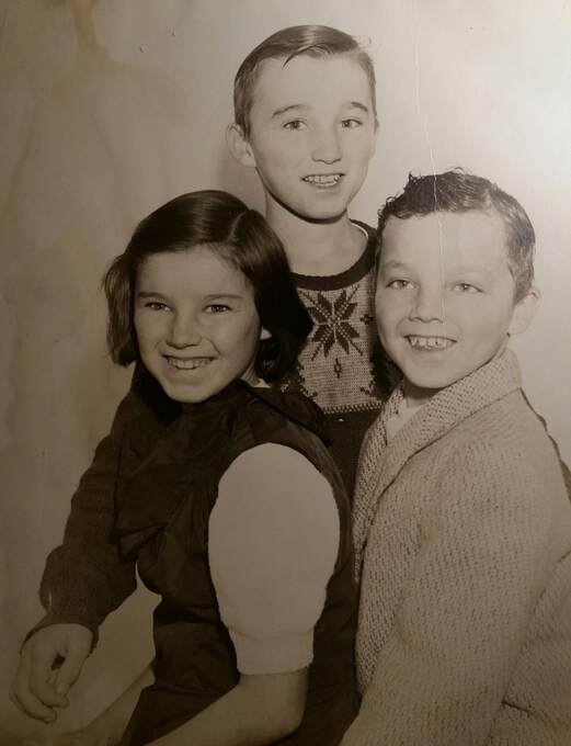 Moonyeen, Charles, Thomas