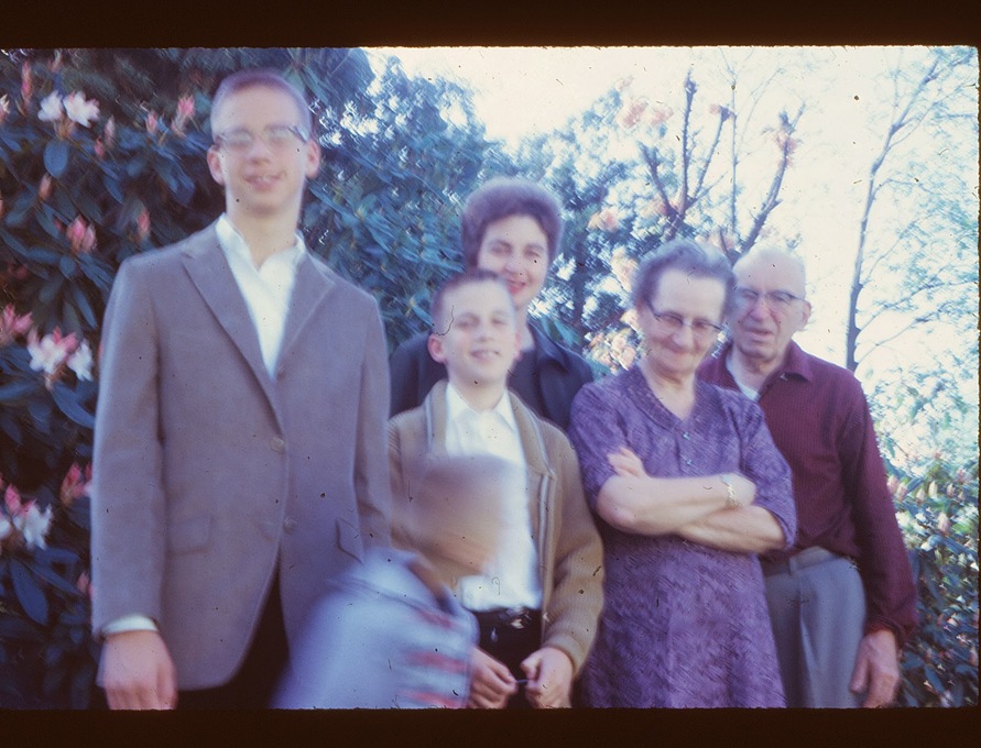 Family photo with Maxine and Grampa Chet and Grama Rose Cieslinski