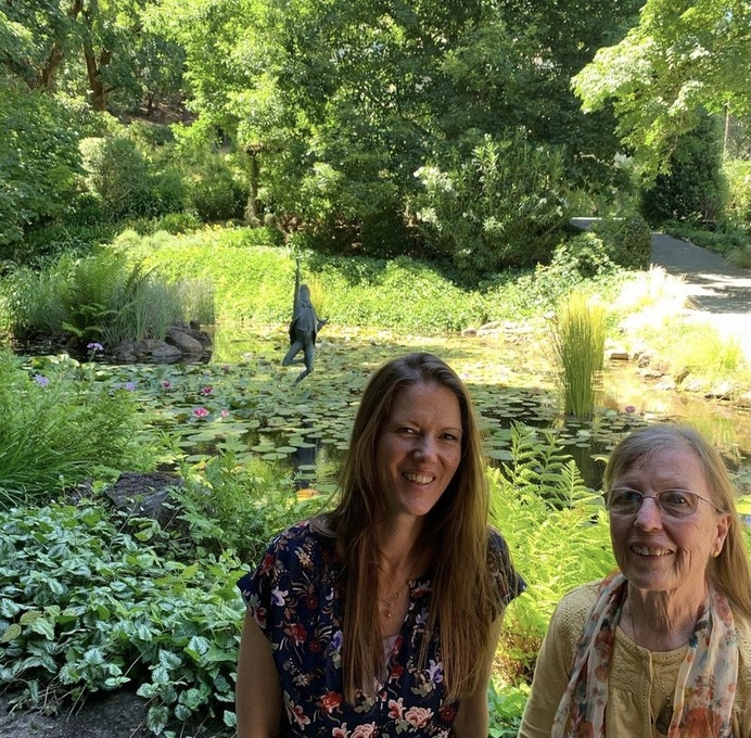 Jessica & Ginia in Sonoma