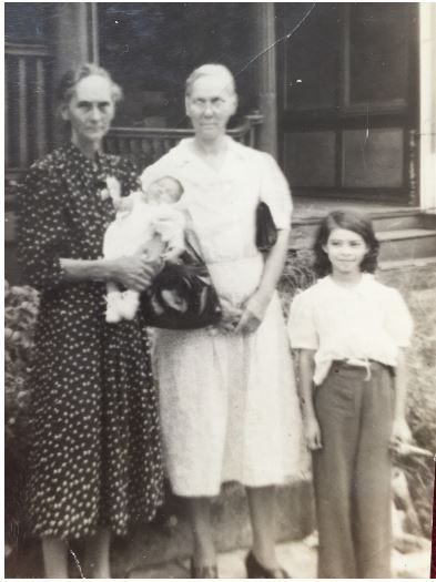 Baby Jean, Great Aunt Flavilia, Grandmother Mahulda Bush, and sister Anne