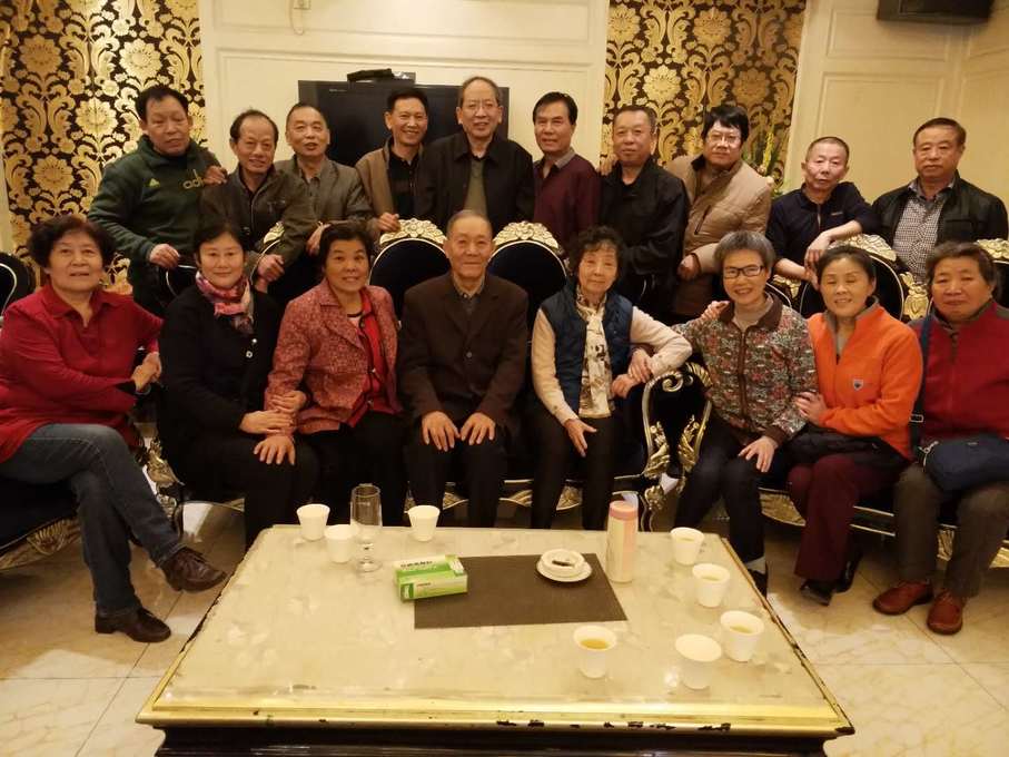 2017年和五班同学在西安合影