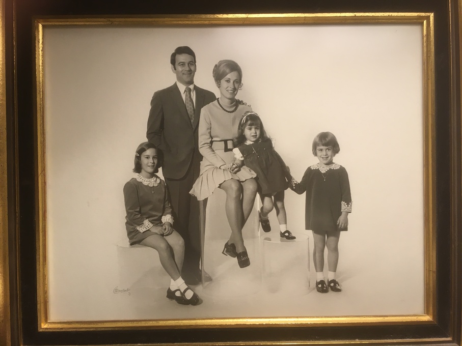 Kaplanis family photo (early 1970s) 
