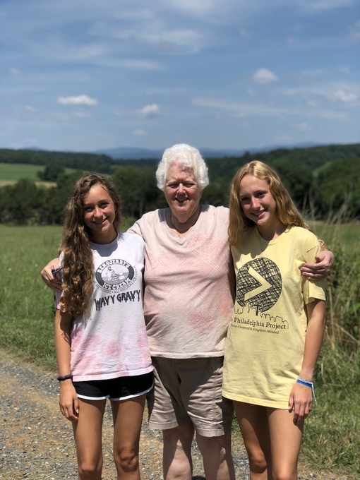 Olivia, Charlotte, Ellie