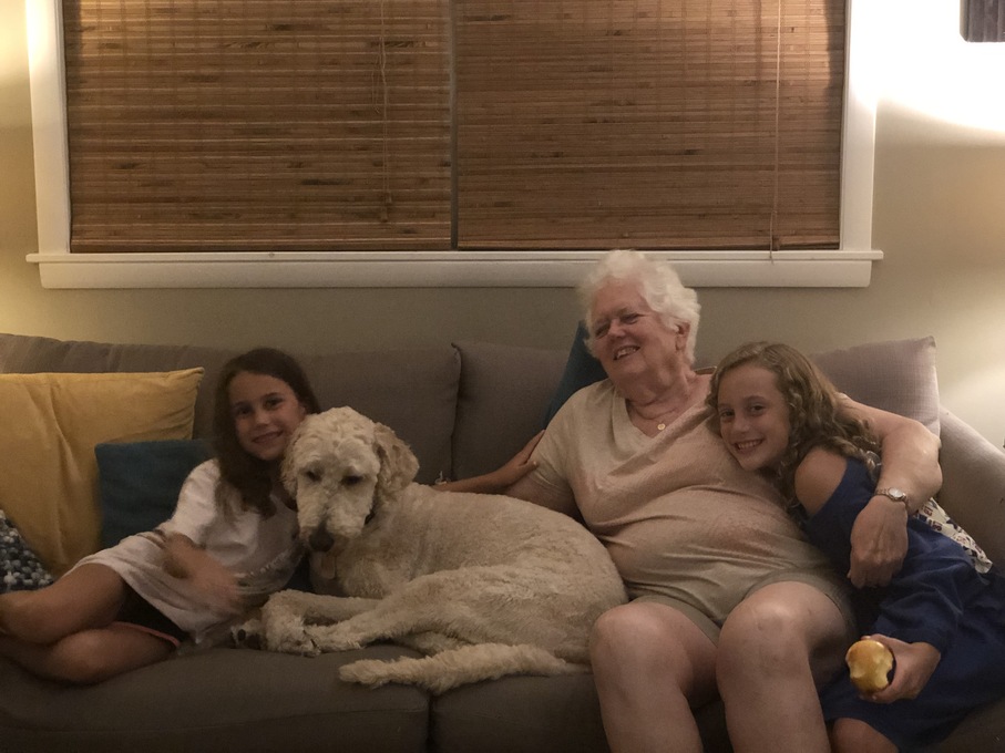 Emilia, Charlotte, Sylvia