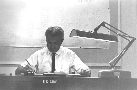 Felix - Computer Systems Analyst - Ottawa - Revenue Canada - 1967