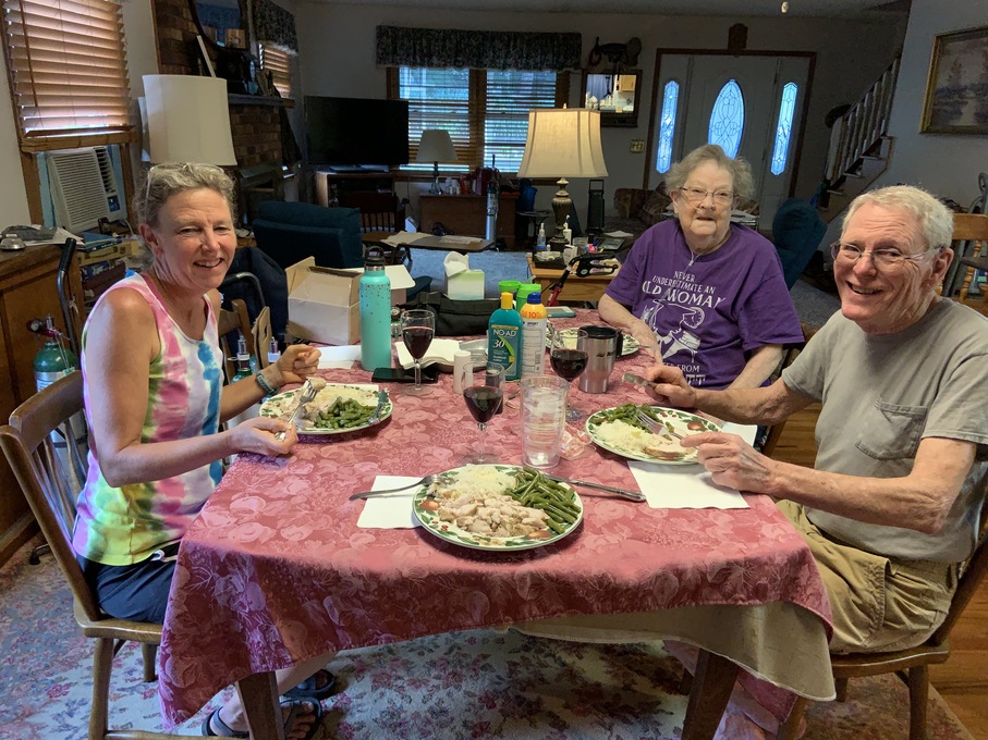 Robin with Boots and Muv