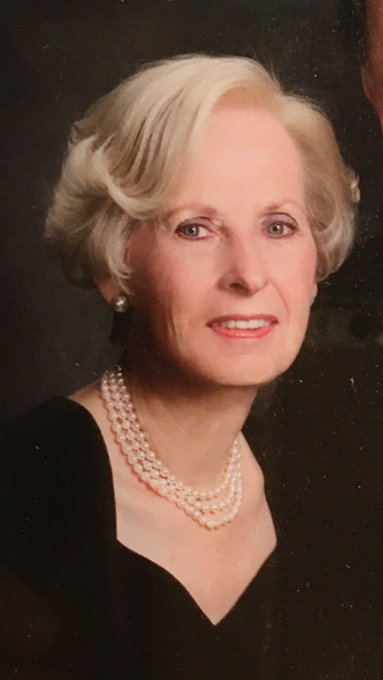 Beautiful Mom at Family Portrait. 