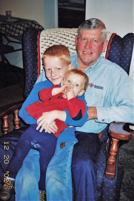 Grandpa Howard, Wade & Kendra Branch