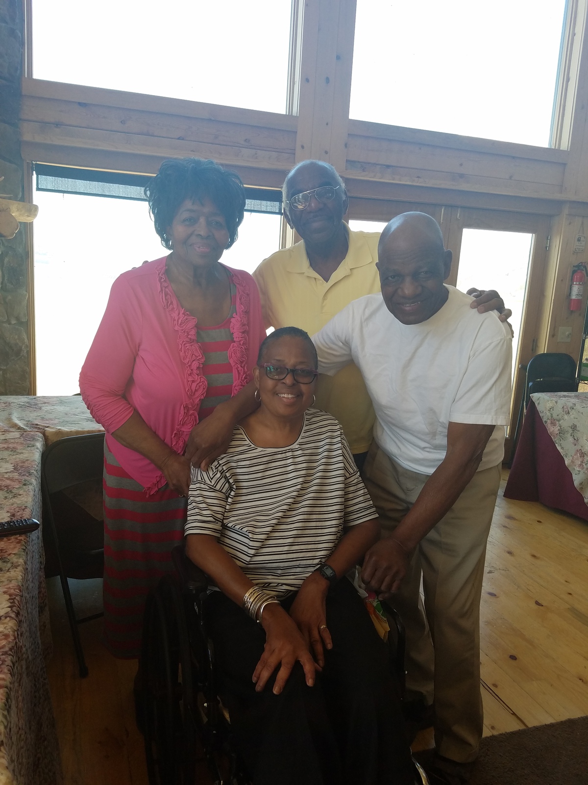 Donna with Aunt Betty and Uncle Roy Young and father, Don Wyatt 